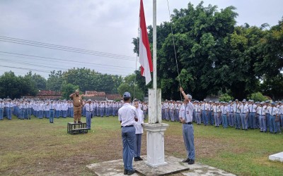 SMK NEGERI 1 BLORA : GIAT SEKOLAH PASCA LIBUR SEMESTER GASAL