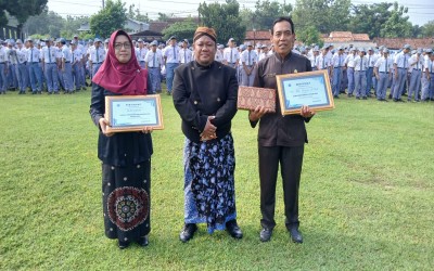 SMKN 1 BLORA : PERINGATAN HARI GURU NASIONAL (HGN) KE-79