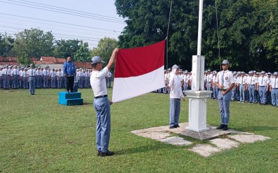 SMK Negeri 1 Blora Gelar Upacara Bendera Peringati Hari Pahlawan, Kenang Jasa Pahlawan dengan Khidmat