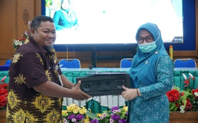 Kajian Ramadan 1447 H di SMK Negeri 1 Blora: Memahami Fikih Wanita dengan Benar