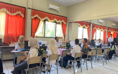 SMK NEGERI 1 BLORA : CIPTAKAN SINERGITAS, INTEGRITAS DALAM LAYANAN SPMB 2026