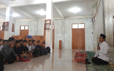 SMK N 1 BLORA : ADAKAN PESANTREN RAMADHAN MENYAMBUT BULAN SUCI RAMADHAN