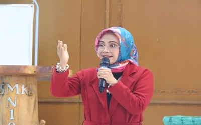 SMKN 1 Blora Siap Membantu Siswa Sukses di Dunia Kerja Lewat Seminar Akbar Master Christine Wu
