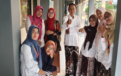 TINGKATKAN KOMPETENSI BAHASA INTERNASIONAL, 10 GURU SMKN 1 BLORA IKUTI TES TOEIC
